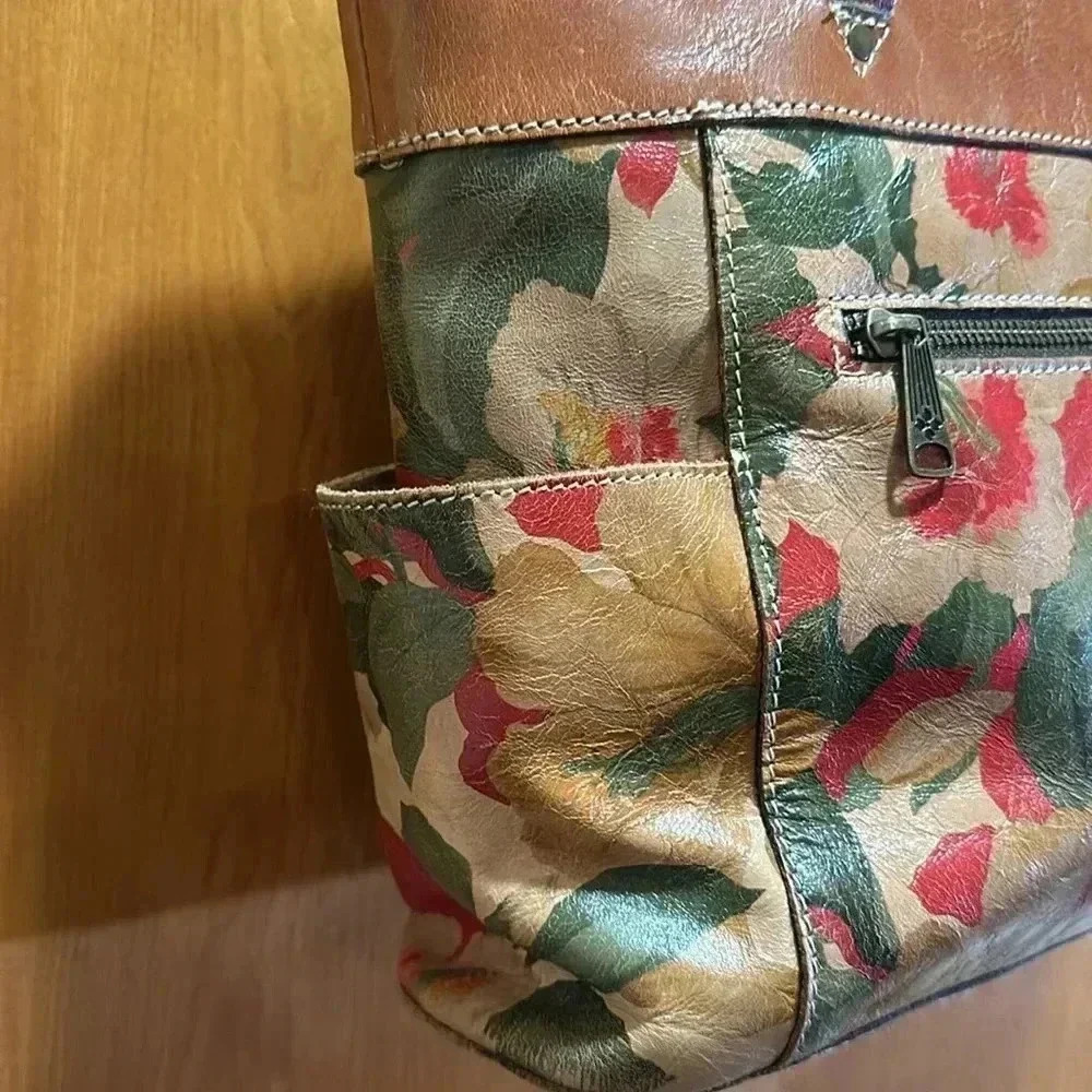 Patricia Nash Floral tote - Picture 8 of 16